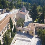Εναέρια άποψη της Ιεράς Μονής Αγίου Νεοφύτου στην Πάφο