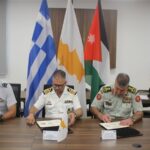 Ελλάδα και Τουρκία σε συμβολική απεικόνιση στρατηγικής αντιπαράθεσης στην Ανατολική Μεσόγειο