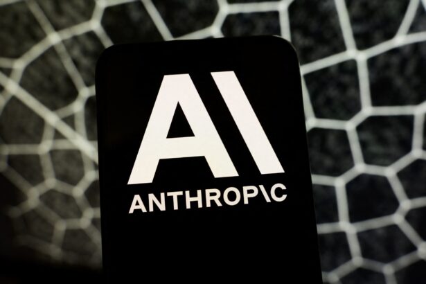 Το λογότυπο της Anthropic σε ψηφιακή συσκευή