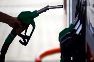 Πρατήριο καυσίμων στην Κύπρο για τις αυξήσεις στις τιμές