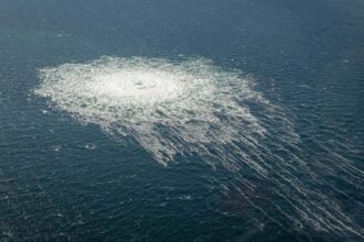 Η διαρροή φυσικού αερίου από τον Nord Stream 2 στη Βαλτική Θάλασσα μετά τις εκρήξεις του Σεπτεμβρίου 2022
