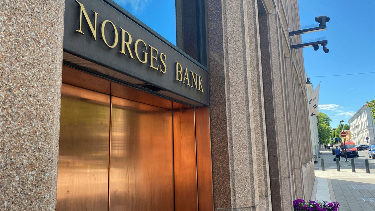 &Eta; &epsilon;ί&sigma;&omicron;&delta;&omicron;&sigmaf; &tau;&eta;&sigmaf; Norges Bank &sigma;&tau;&omicron; Ό&sigma;&lambda;&omicron;