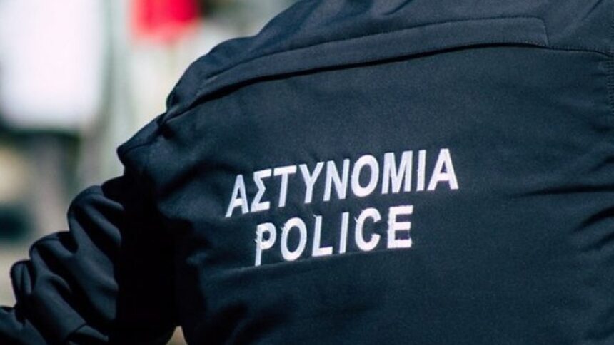 Αστυνομικός της Κύπρου σε εικόνα αρχείου για υπόθεση προστασίας ανηλίκου στην Πάφο