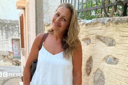Η Βικτόρια Στέλλας στη Σύρο πριν διαγνωστεί με εγκεφαλίτιδα από ιό τσιμπουριών