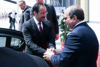 Ο Νίκος Χριστοδουλίδης σε συνάντηση με τον Αμπντέλ Φατάχ αλ Σίσι