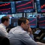 Ευρωπαϊκό trading floor με απότομη άνοδο αποδόσεων ομολόγων στις οθόνες