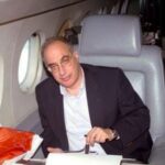 Ο Γιάννος Κρανιδιώτης σε αεροσκάφος