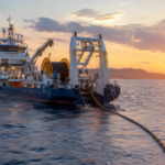 Πλοίο πόντισης ηλεκτρικού καλωδίου στην Ανατολική Μεσόγειο