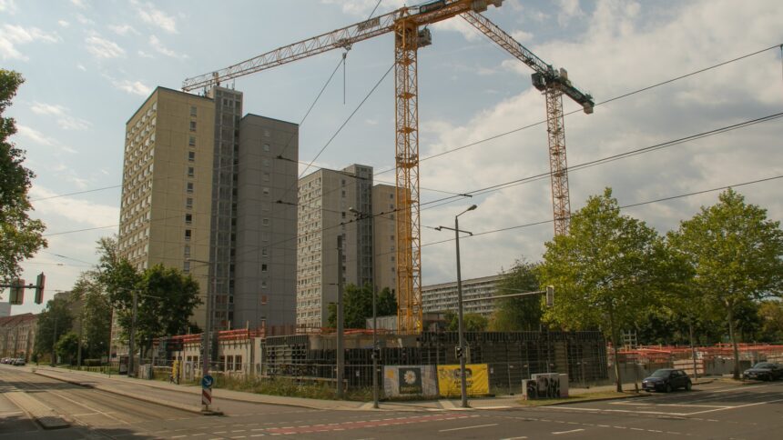Εργοτάξιο νέων κατοικιών στην Johannisallee της Λειψίας