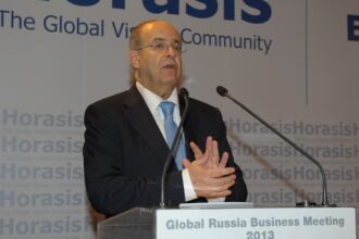 Ο Ιωάννης Κασουλίδης σε δημόσια ομιλία