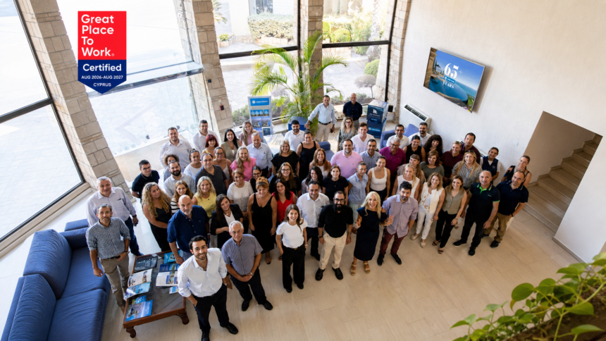 Η ομάδα της Leptos Estates μετά την πιστοποίηση Great Place to Work