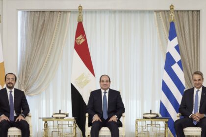 Οι ηγέτες Κύπρου, Αιγύπτου και Ελλάδας σε τριμερή συνάντηση