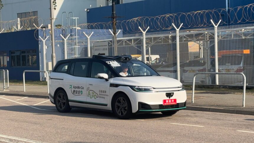 Όχημα Apollo Go σε δοκιμή αυτόνομης οδήγησης στην Κίνα το 2025