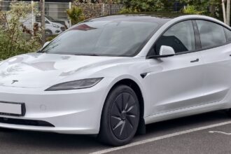 Αυτοκίνητο Tesla Model 3