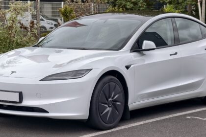 Αυτοκίνητο Tesla Model 3