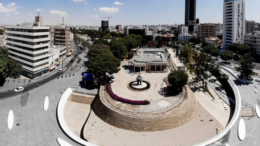 Το Δημαρχείο Λευκωσίας στην Πλατεία Ελευθερίας