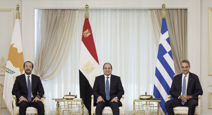Οι ηγέτες Κύπρου, Αιγύπτου και Ελλάδας στην τριμερή συνάντηση του Ελ Αλαμέιν