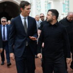 Ο Τζάρεντ Κούσνερ συνομιλεί με τον Βολοντίμιρ Ζελένσκι στο Κίεβο