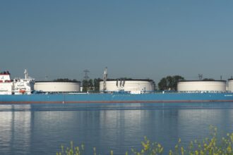 Το δεξαμενόπλοιο Advantage Smooth στο Calandkanaal, Ολλανδία, 25 Μαΐου 2026.