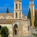 Οι ναοί Αγίου Γεωργίου στο κέντρο Παραλιμνίου, 18 Οκτωβρίου 2015. Φωτογραφία αρχείου της περιοχής της εκδήλωσης.