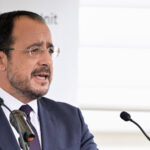 Ο Πρόεδρος της Δημοκρατίας Νίκος Χριστοδουλίδης στο βήμα συνέντευξης Τύπου.