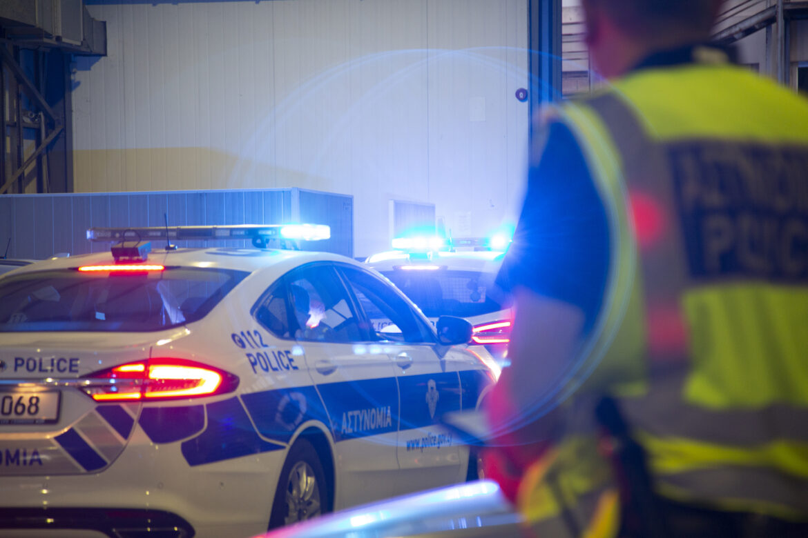 Σοβαρά 18χρονος μετά από σύγκρουση με λεωφορείο Σοβαρά 18χρονος μετά από σύγκρουση με λεωφορείο