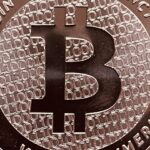 Αναμνηστικό νόμισμα με το σύμβολο του Bitcoin