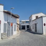 Όψη της Αθηένου με το παλιό Χάνι του Μεστάνα