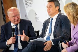Ο Andrius Kubilius σε ευρωπαϊκή σύνοδο άμυνας