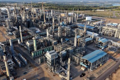 Το διυλιστήριο Pine Bend στις ΗΠΑ, Σεπτέμβριος 2026.