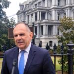 Ο υπουργός Εξωτερικών της Ελλάδας Γιώργος Γεραπετρίτης κάνει δηλώσεις