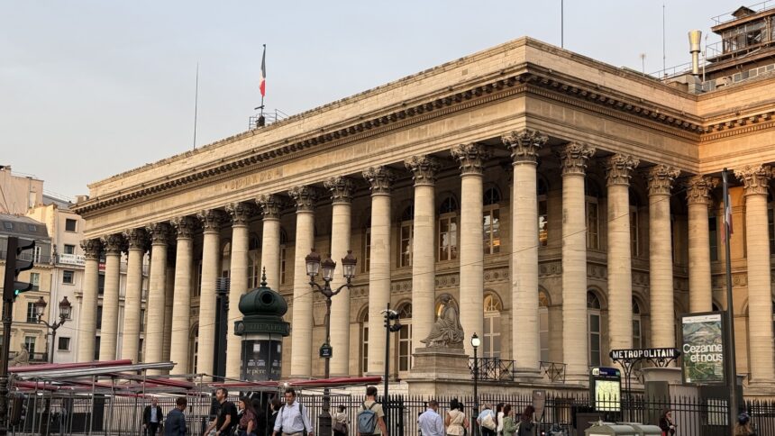 Το Palais Brongniart, ιστορικό κτίριο του Χρηματιστηρίου στο Παρίσι
