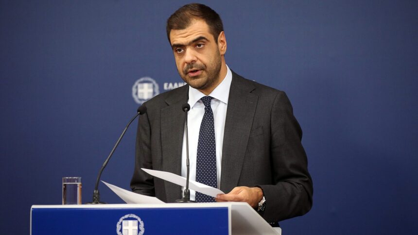 Ο κυβερνητικός εκπρόσωπος της Ελλάδας Παύλος Μαρινάκης.