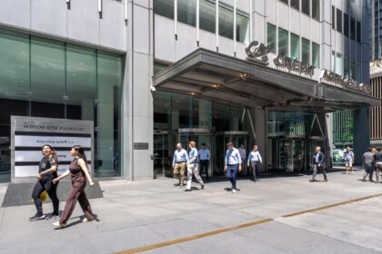 Γραφεία του ομίλου Crédit Agricole στη Νέα Υόρκη, 18 Μαΐου 2026