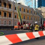 Ζημιές στο κτίριο της Εθνικής Ακαδημίας Επιστημών στο Κίεβο μετά την επίθεση της 28ης Σεπτεμβρίου