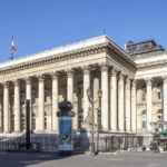 Το Palais Brongniart, ιστορική έδρα του Χρηματιστηρίου του Παρισιού. Φωτογραφία αρχείου.