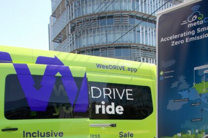 Λεωφορείο WeeDRIVE και ενημερωτικό υλικό metaCCAZE στη Λεμεσό