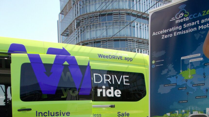 Λεωφορείο WeeDRIVE και ενημερωτικό υλικό metaCCAZE στη Λεμεσό