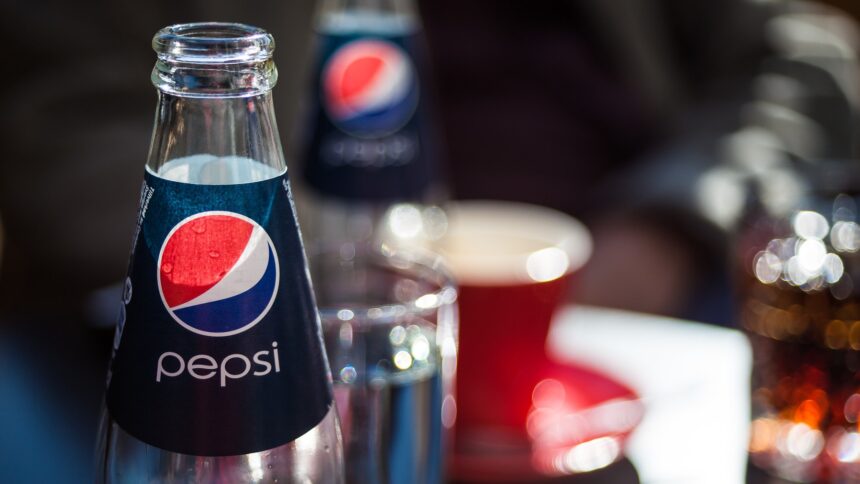Γυάλινο μπουκάλι Pepsi σε κοντινή λήψη
