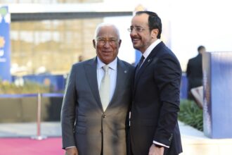 Ο Νίκος Χριστοδουλίδης και ο Αντόνιο Κόστα στην Αγία Νάπα στις 23 Απριλίου 2026, φωτογραφία αρχείου