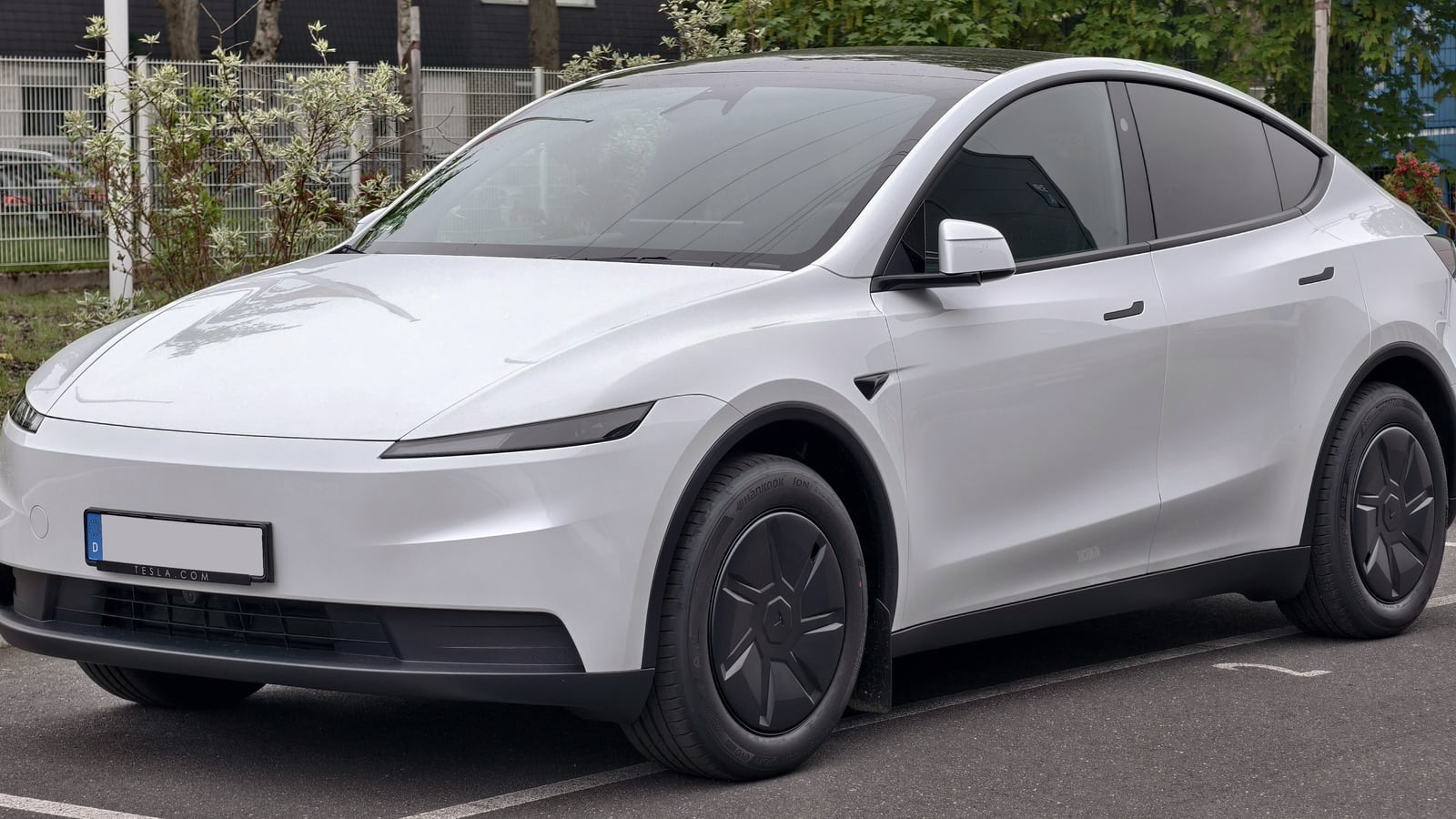 Tesla FSD στην Κύπρο: Γιατί η ολλανδική άδεια δεν σημαίνει «πράσινο φως» για όλους Tesla FSD στην Κύπρο: Γιατί η ολλανδική άδεια δεν σημαίνει «πράσινο φως» για όλους