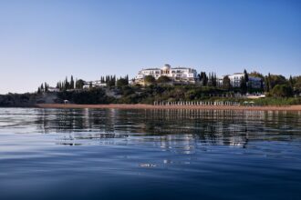 Anassa στον κόλπο της Χρυσοχούς — επίσημη φωτογραφία Thanos Hotels & Resorts